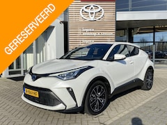 Toyota C-HR - 1.8 HYBRID EXECUTIVE TREKHAAK PARK-SENSOREN BLIND-SPOT KEYLESS LM-VELGEN STOELVERW BLUETOO