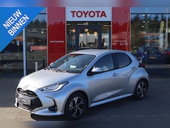 Toyota Yaris - HYBRID 115 DYNAMIC APPLE/ANDROID 16"LMV STOEL/STUURVERW. PRIVACY-GLASS AD-CRUISE CAMERA