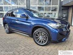 BMW X1 - sDrive18i High Executive LEDER GROOT NAVI PDC 18"
