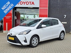 Toyota Yaris - ENERGY 5-DEURS PARKEERCAMERA SPEEDLIMITER CLIMATE-CONTROL LANE-ASSIST
