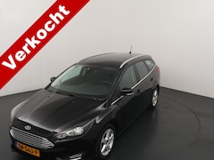 Ford Focus Wagon - 1.0 Titanium | Navigatie | Parkeersensoren |