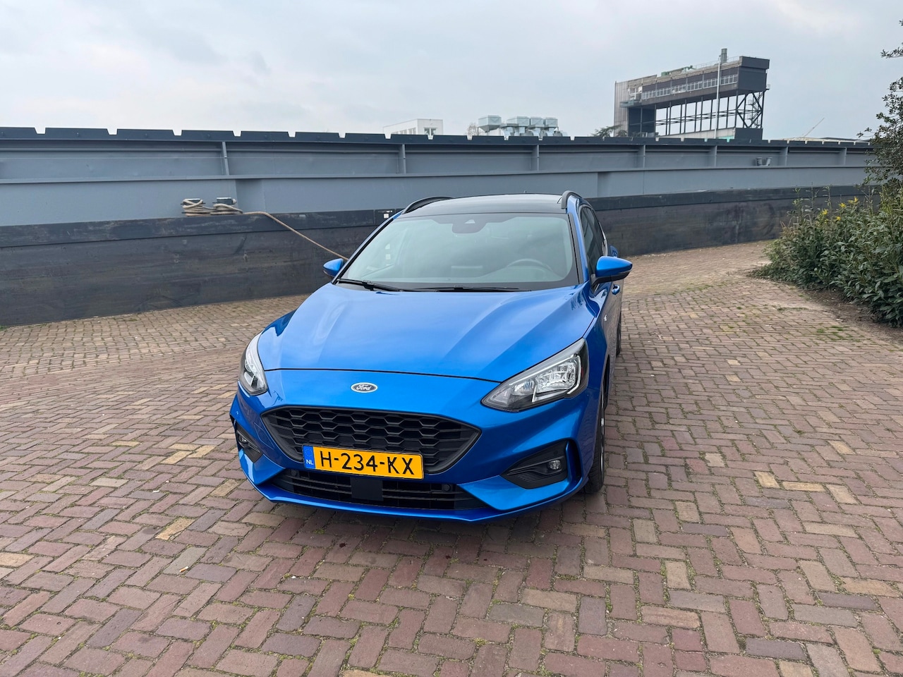 Ford Focus Wagon - 1.5 EcoBlue ST Line Business EXPORT! - AutoWereld.nl