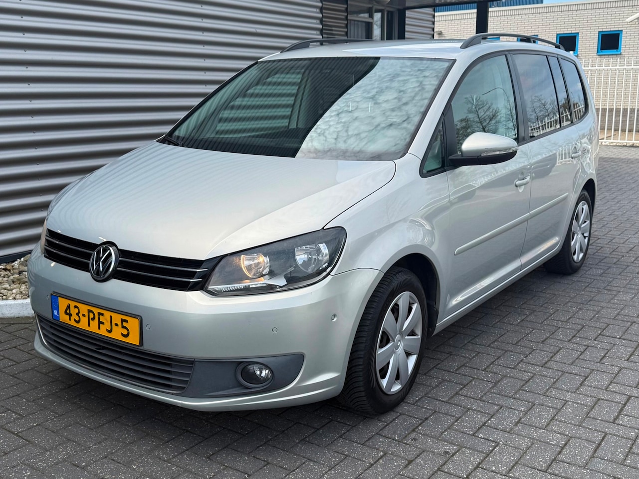 Volkswagen Touran - 1.4 TSI Comfortline 7p 1.4 TSI Comfortline 7p. - AutoWereld.nl