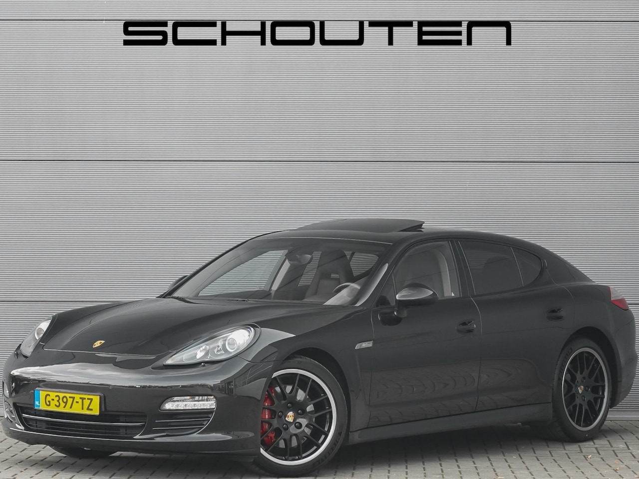 Porsche Panamera - 3.6 4-Wheeldrive Schuifdak Elek Trekhaak 20" 129.000 KM - AutoWereld.nl