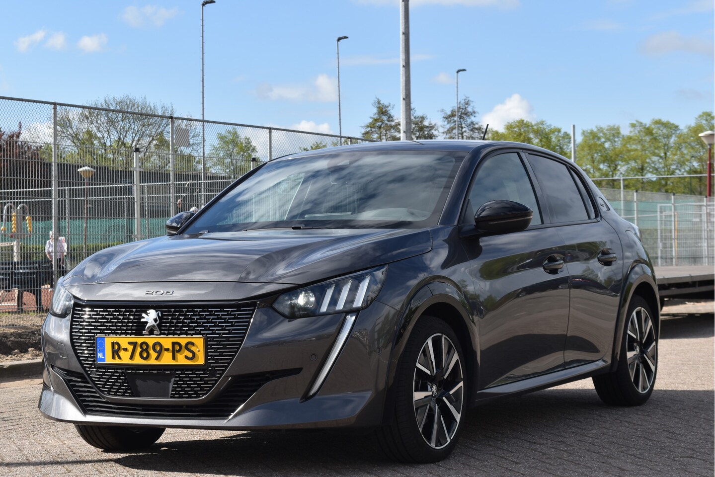Peugeot 208 - 1.2 PureTech GT Line | Boekjes | Onderhoudshistorie - AutoWereld.nl