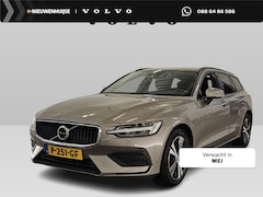 Volvo V60 - 2.0 B3 Essential Edition | Trekhaak | Cruise Control | Navigatie | Apple CarPlay / Android