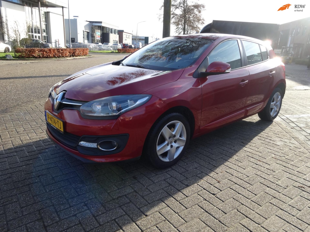 Renault Mégane - 1.2 TCe Limited/Airco/Navi/Cruise/Apk 9-2-2027 - AutoWereld.nl