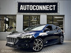 Ford Focus - 1.5 EcoBoost ST Line. AUTOMAAT, NAVI, CRUISE, CLIMA, XENON