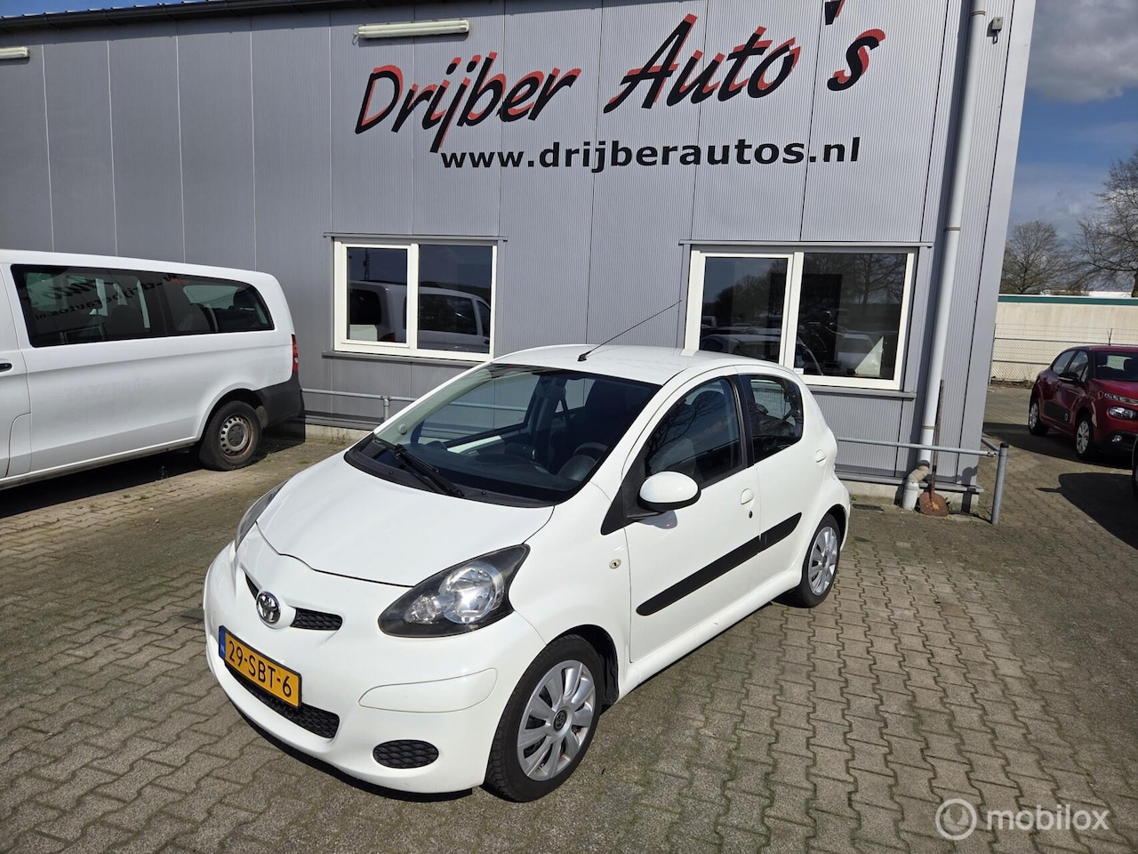 Toyota Aygo - 1.0-12V Comfort Navigator 1.0-12V Comfort Navigator - AutoWereld.nl