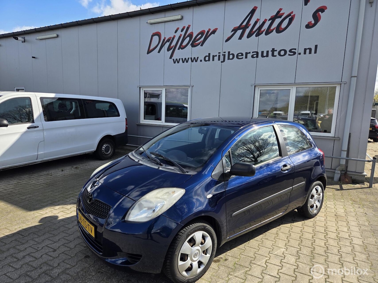 Toyota Yaris - 1.3 VVT-i Terra 1.3 VVTi Terra - AutoWereld.nl
