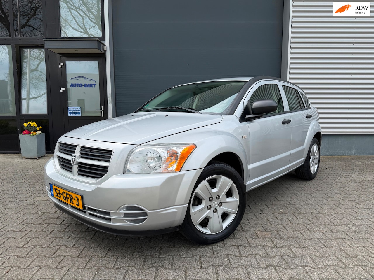 Dodge Caliber - 1.8 SXT | AIRCO | nieuwe apk | zeer nette auto - AutoWereld.nl