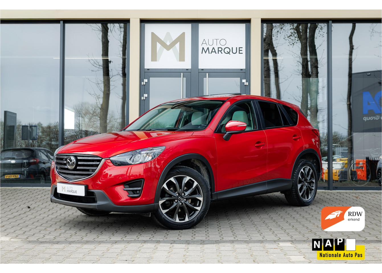 Mazda CX-5 - 2.5 SkyActiv-G 192PK Aut. 4WD | GT-M | Panoramadak | 19" LM Velgen | Navigatie | Trekhaak - AutoWereld.nl