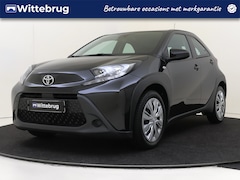 Toyota Aygo X - 1.0 VVT-i MT Play | Apple Carplay/Android Auto | Airco |