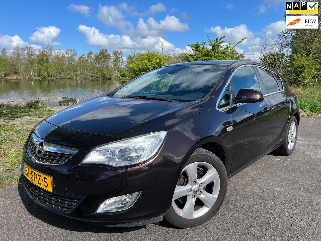 Opel Astra - 1.6 Turbo Cosmo | 5 Drs | Airco | Cruise | Trekhaak - AutoWereld.nl