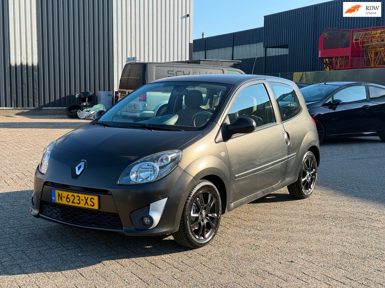 Renault Twingo - 1.2-16V Dynamique|Mat zwart|Nette auto - AutoWereld.nl