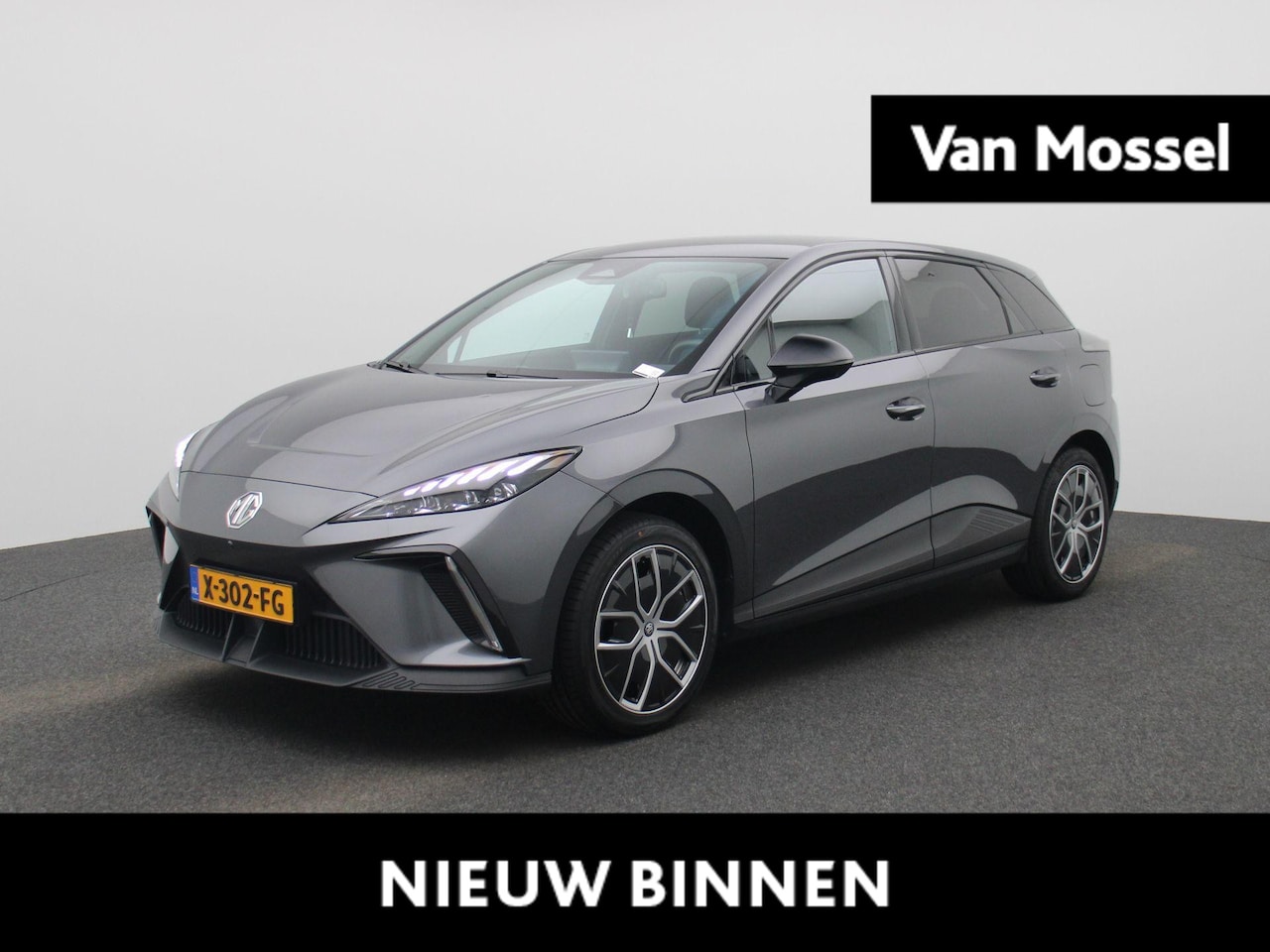 MG MG4 Electric - Luxury 64 kWh - AutoWereld.nl