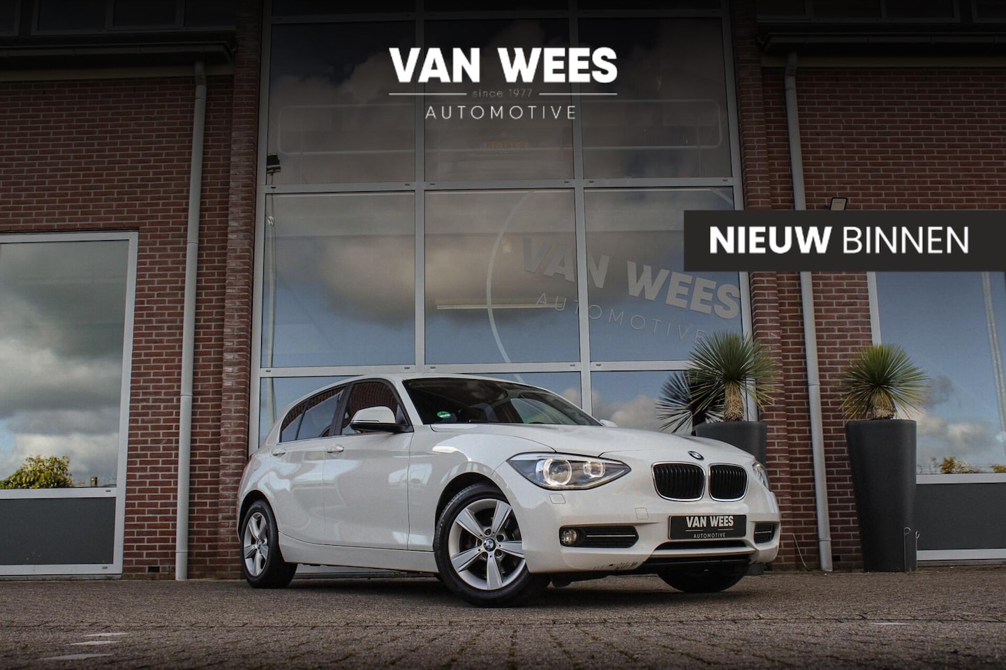 BMW 1-serie - 116i Executive | NL auto | Sportstuur | Xenon | Climate control | Navigatie | Cruise contr - AutoWereld.nl