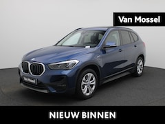 BMW X1 - xDrive25e | Schuif/Kanteldak | LED Koplampen | Privacy Glass | Stoelverwarming | Elektrisc