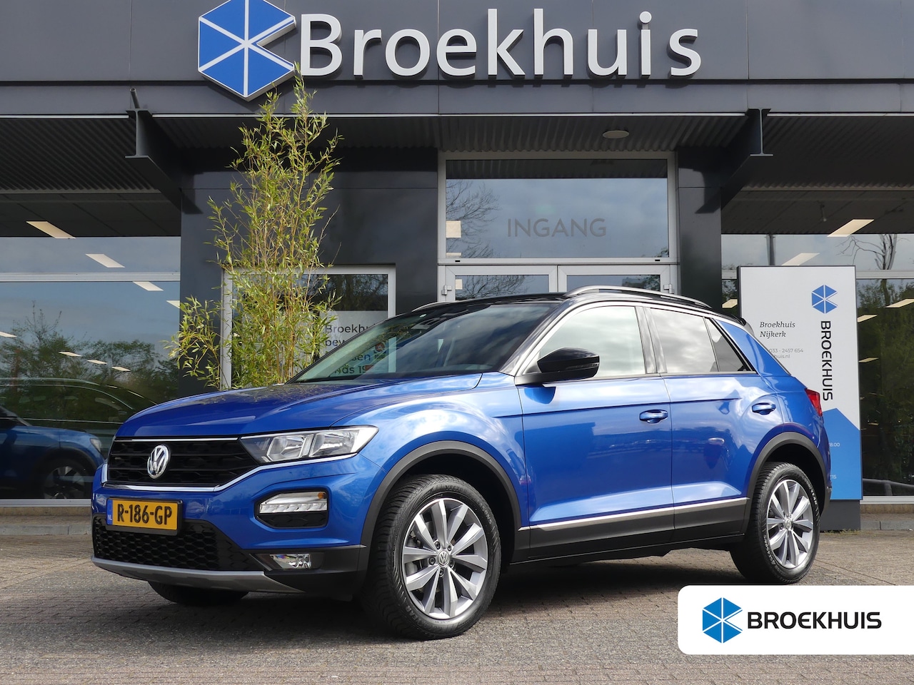 Volkswagen T-Roc - 1.5 TSI Style | TREKHAAK | CAMERA | NAVI | LMV 17" | CLIMATE | APPLE CARPLAY / ANDRIOD AUT - AutoWereld.nl