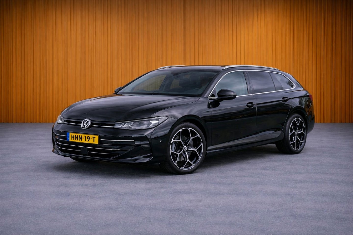 Volkswagen Passat Variant - 1.5 eTSI Elegance Business 1.5 eTSI Elegance Business - AutoWereld.nl