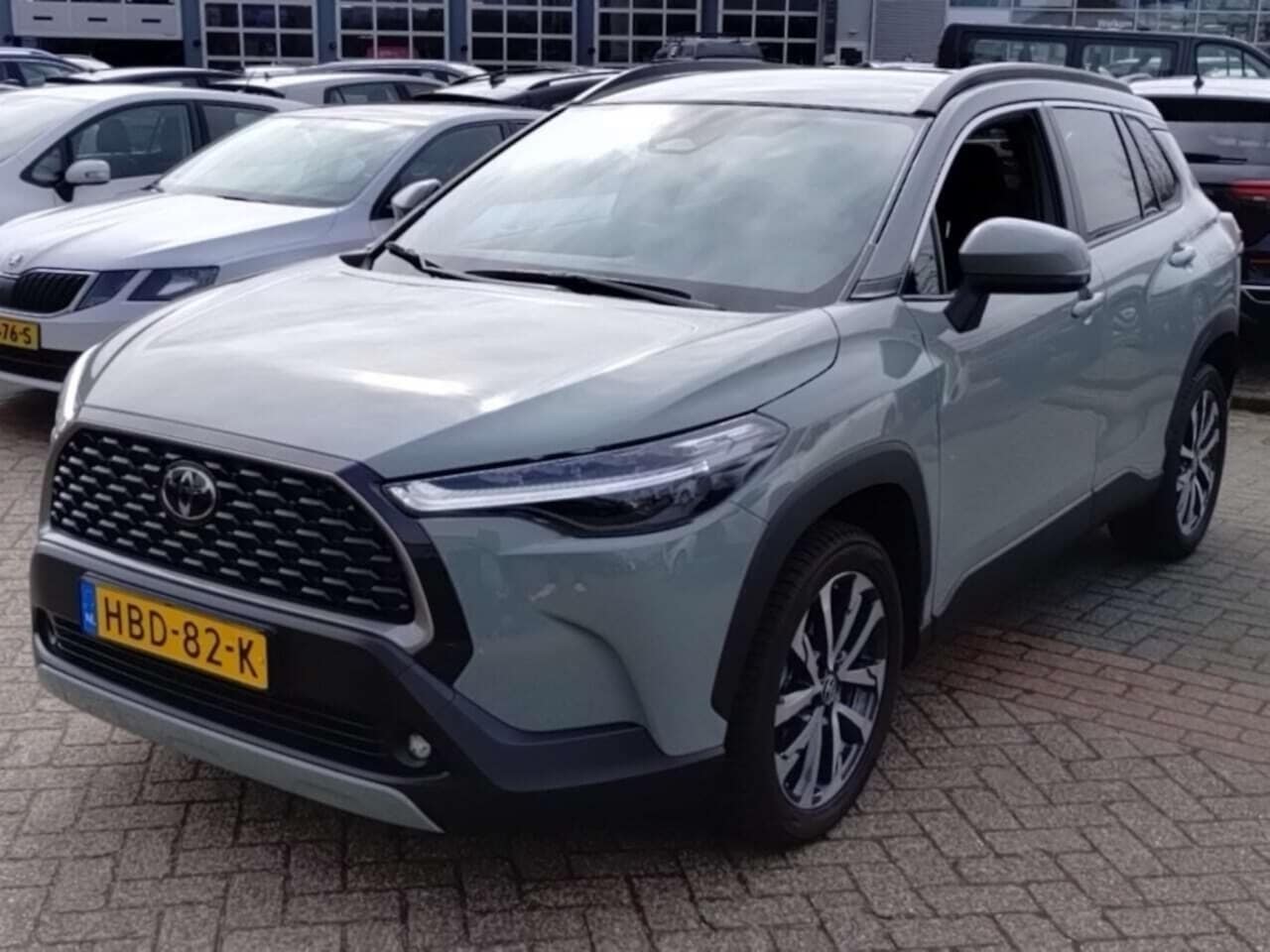 Toyota Corolla Cross - Hybrid 140 Style | Nav | A. Camera | All- season | Elek.a.klep - AutoWereld.nl