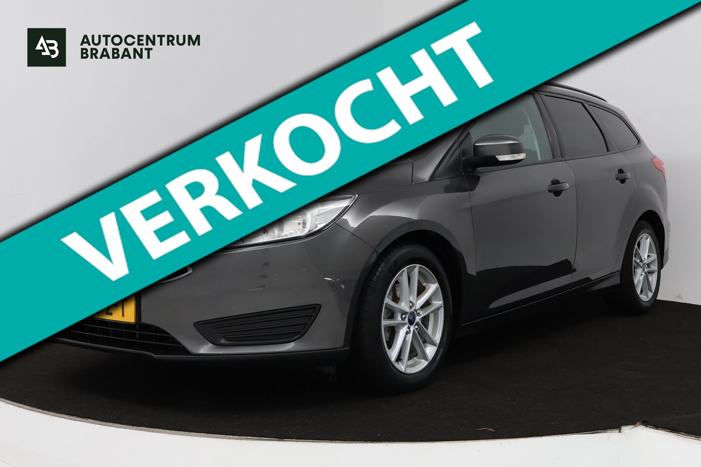 Ford Focus Wagon - 1.0 Trend (TREKHAAK, CAMERA, NAVIGATIE, PARKEERSENSOREN ACHTER) - AutoWereld.nl