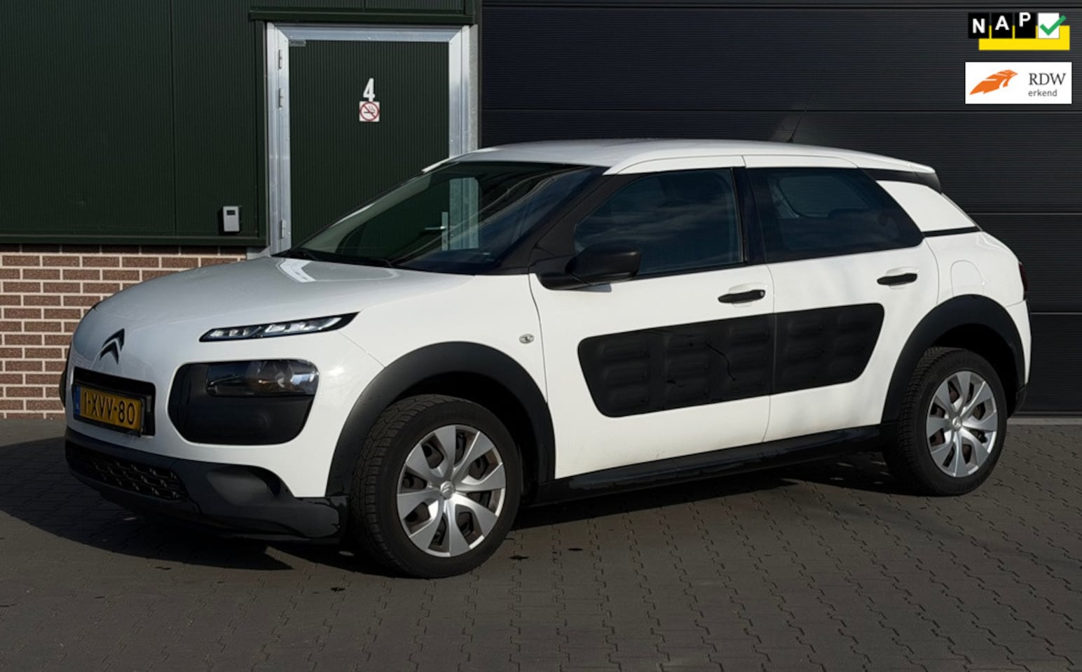 Citroën C4 Cactus - 1.2 VTi Live/Airco/Netjes/E.ramen/Cruise Controle - AutoWereld.nl
