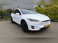 Tesla Model X - 75D Base