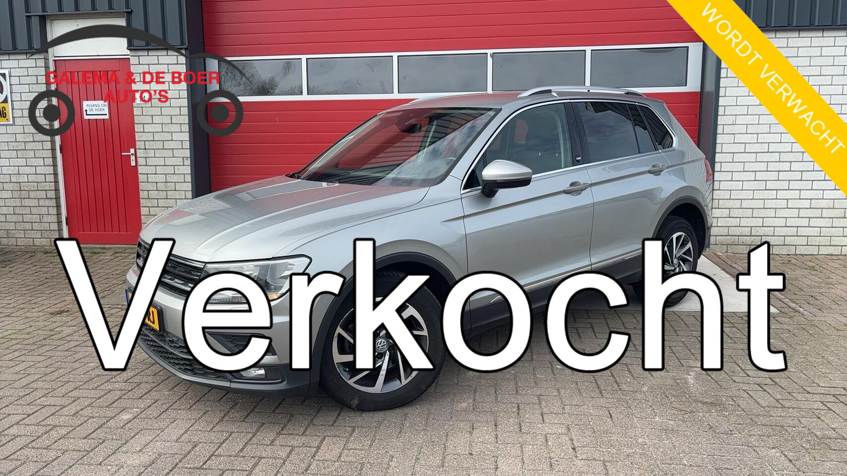 Volkswagen Tiguan - 1.4 TSI ACT Comfortline AUTOMAAT / TREKHAAK / CARPLAY / STOELVERW / NAVI / CLIMA / PDC / B - AutoWereld.nl