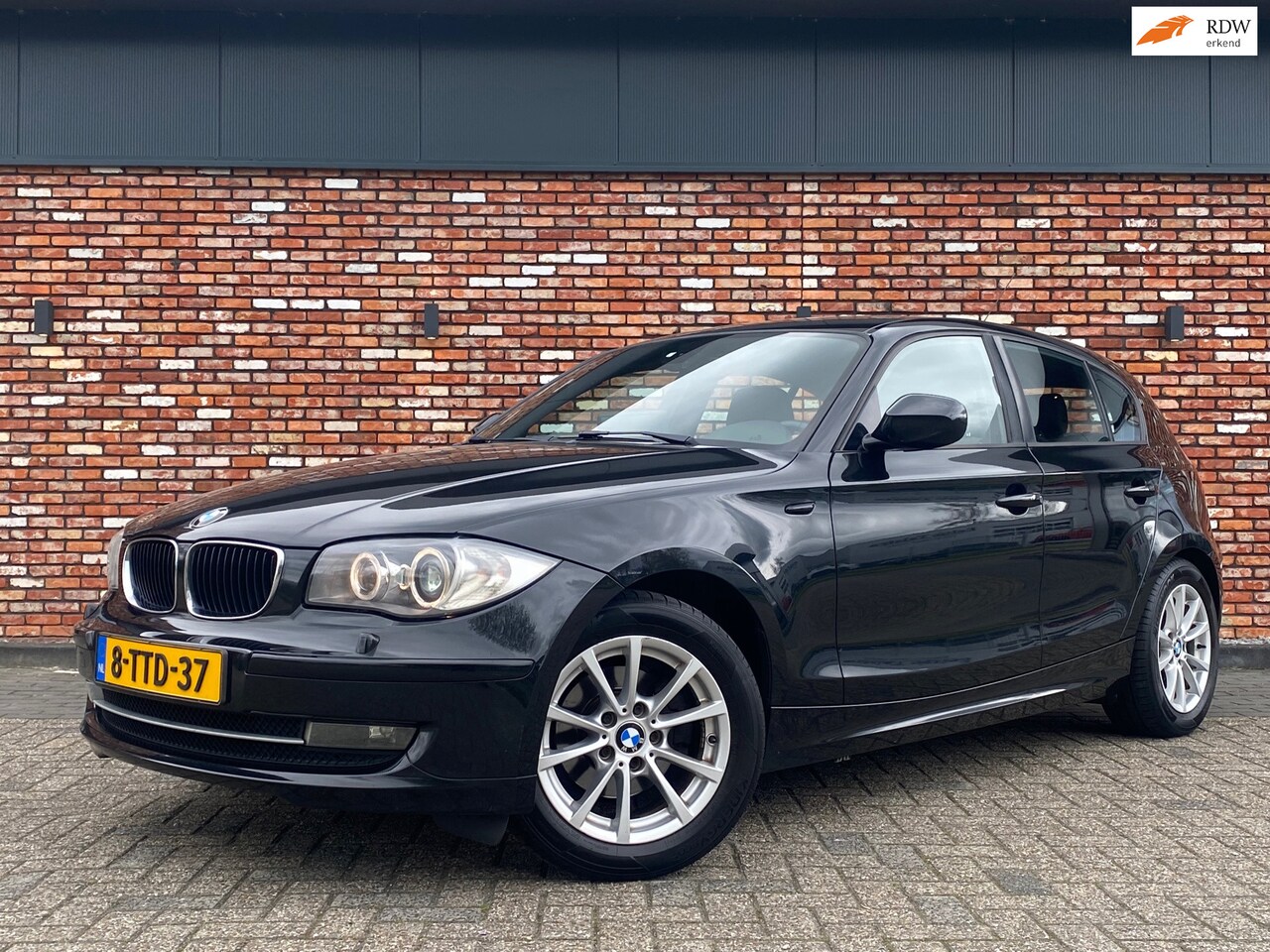 BMW 1-serie - 118d Business Line Nw Distr Ketting Nette Auto! - AutoWereld.nl