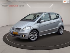 Mercedes-Benz A-klasse - 200 Elegance * AUTOMAAT * APPLE CARPLAY * ANDROID * STOELVERWARMING