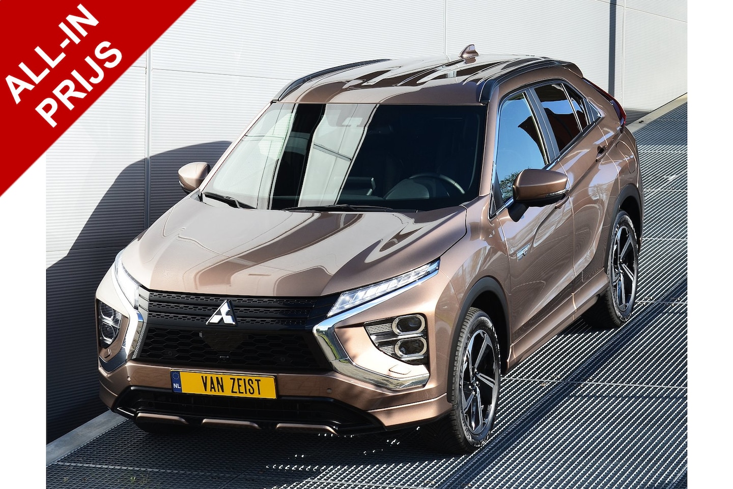Mitsubishi Eclipse Cross - PHEV 2.4 EXECUTIVE 4WD | PLUG IN HYBRID | SoH % | V2H | ADAPTIEF CRUISE | ALL SEASON BANDE - AutoWereld.nl