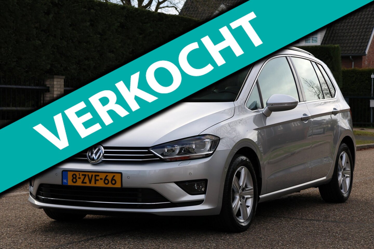 Volkswagen Golf Sportsvan - 1.4 TSI Highline| 1e EIGENAAR | AUTOMAAT | NAVI | CLIMA | CRUISE| TREKHAAK | DEALER ONDERH - AutoWereld.nl