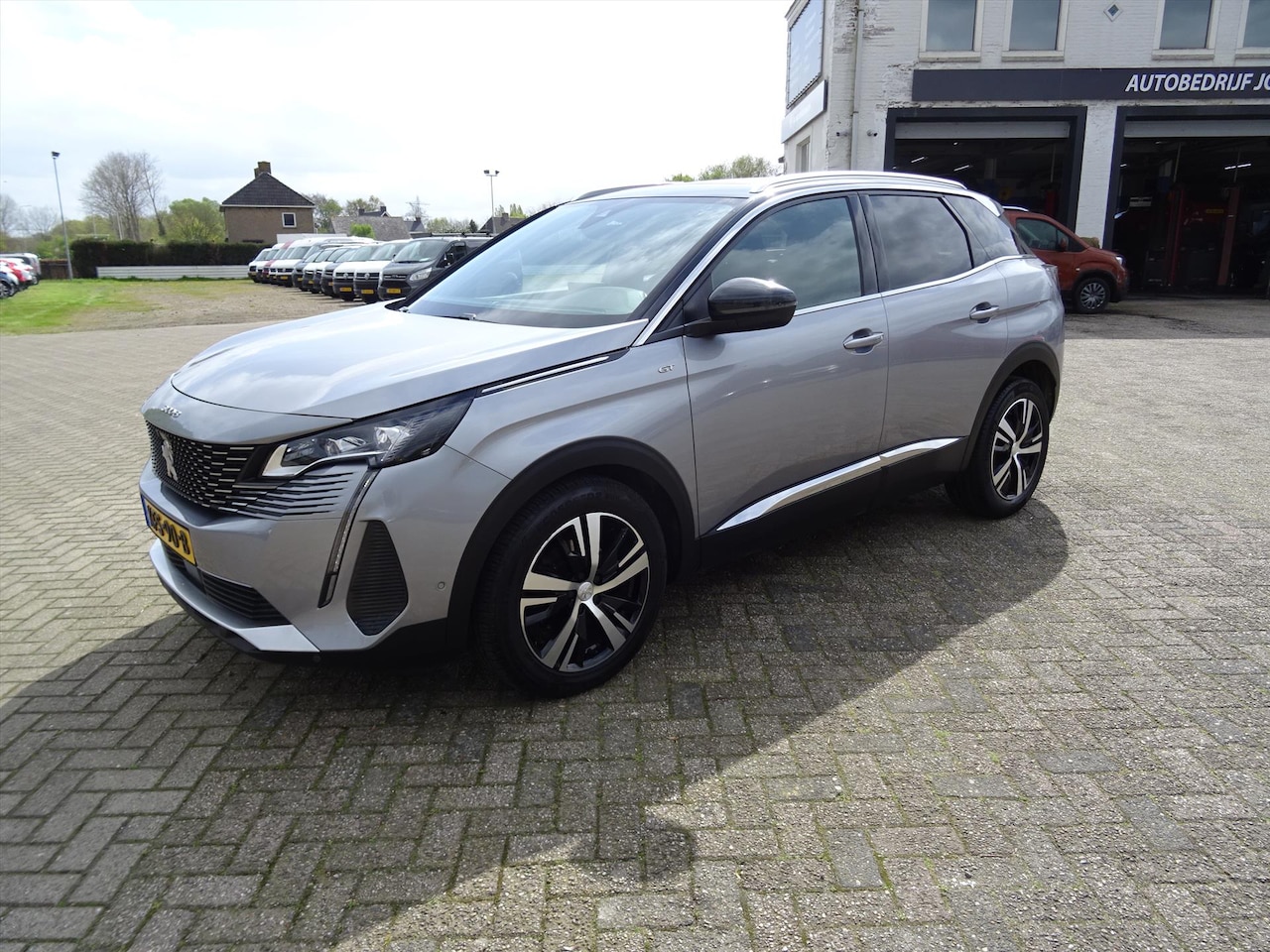 Peugeot 3008 - 1.2 PureTech 130pk S&S GT - AutoWereld.nl