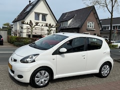 Toyota Aygo - 1.0-12V 93.000 km NL-AUTO-NAP