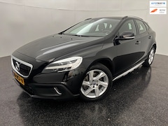 Volvo V40 Cross Country - 1.5 T3 AUT Dynamic Edition Trekhaak/ Camera/ Dealer ond./NAP