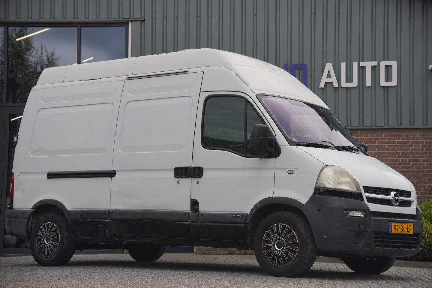 Opel Movano - 2.5 CDTi L2 H3 2.5 CDTi L2H3, TREKHAAK, AIRCO, NAP - AutoWereld.nl