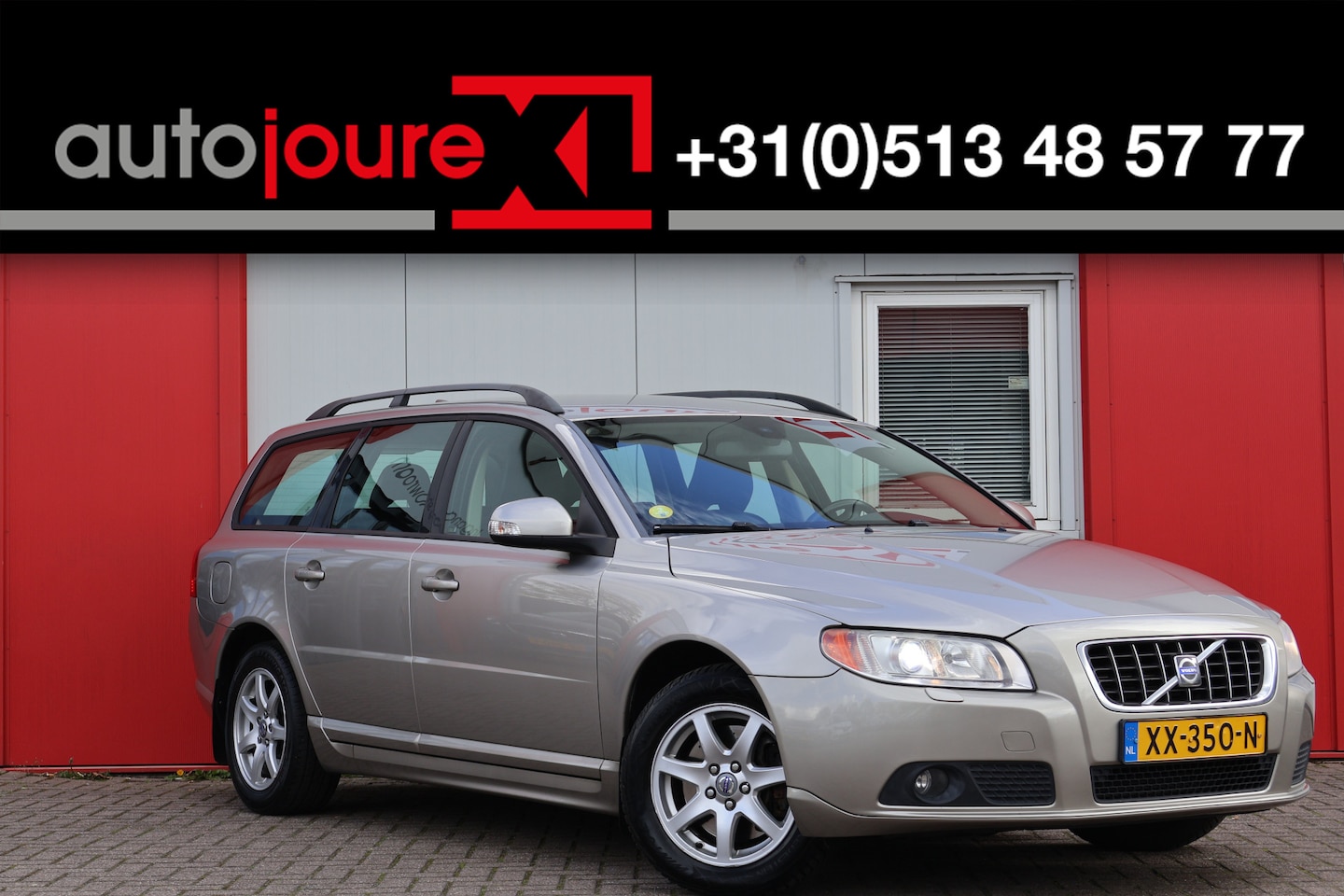 Volvo V70 - 2.5T Kinetic | Automaat | 5-Cilinder | Trekhaak | APK 05-2027 | - AutoWereld.nl