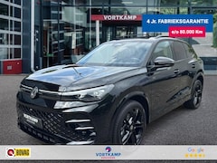 Volkswagen Tiguan - 1.5 TSI e-HYBRID 272 PK R-LINE PANO-DAK/CAMERA/TREKHAAK/HenK/HUD/LEDER/MEMORY