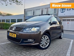 Volkswagen Sharan - 2.0 TDI Highline 4-Motion 7p. LEER PANO KEYLESS APK 6-2027 N. DISTRIBUTIE