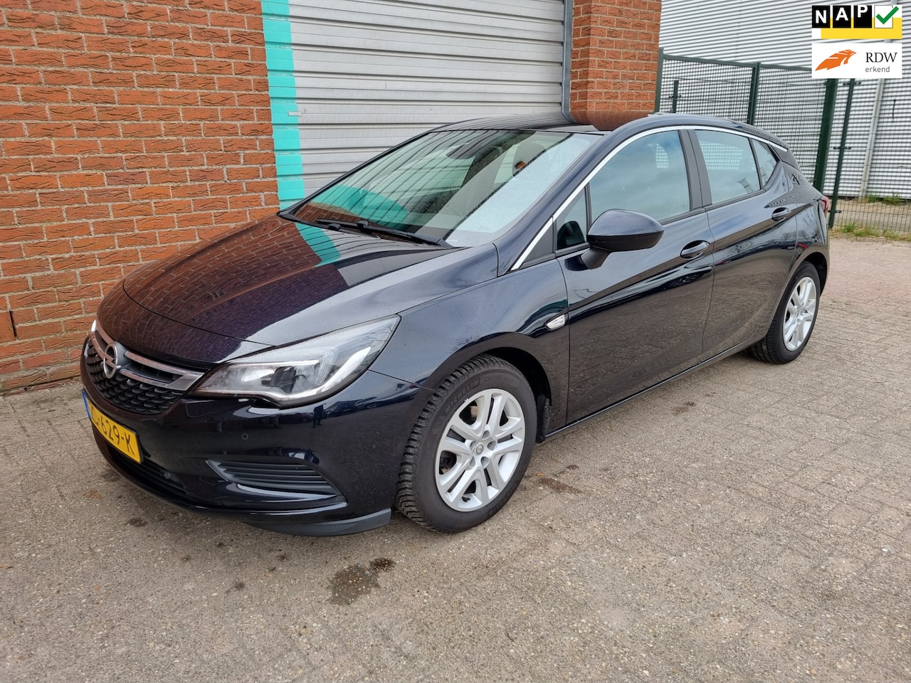 Opel Astra - 1.6 CDTI Business+ Bj:2019 NAP! - AutoWereld.nl