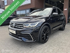 Volkswagen Tiguan - 1.5 TSI R-Line LED*CAMERA*PANO-DAK*ACC