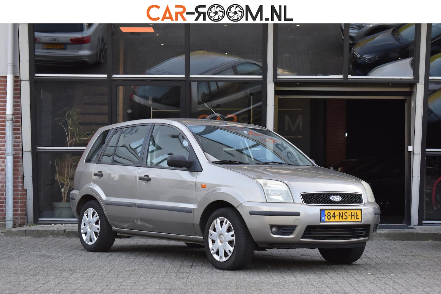 Ford Fusion - 1.6-16V Luxury Cruise Airco - AutoWereld.nl