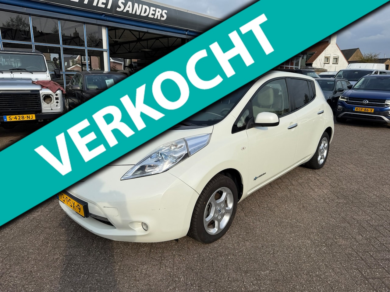 Nissan LEAF - Clima I Camera I Navi I Beide laadkabels aanwezig I Rijklaar - AutoWereld.nl