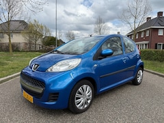 Peugeot 107 - 1.0-12V Urban Move