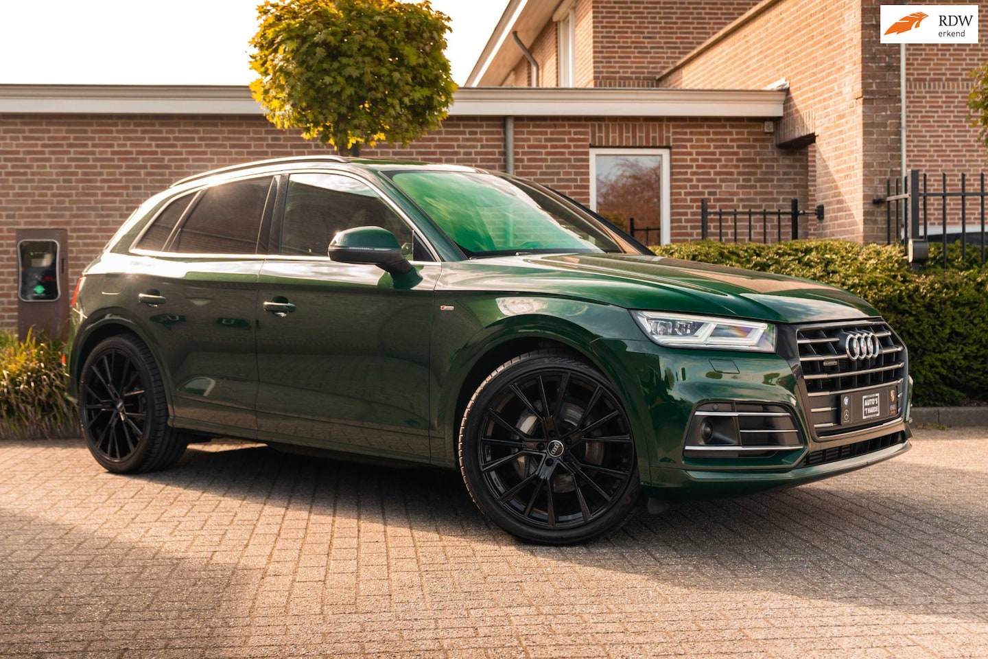 Audi Q5 - 55 TFSI e Quattro Competition 367 PK Pano ACC Keyless Luchtvering B&O 22'' - AutoWereld.nl