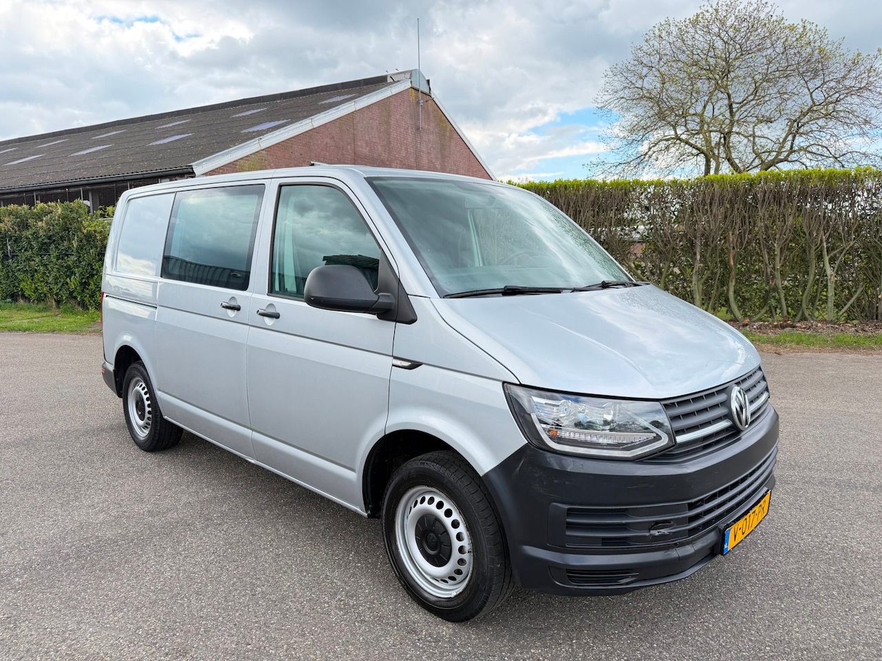 Volkswagen Transporter - 2.0 TDI 150PK AUT - AC - EURO 6 - AutoWereld.nl