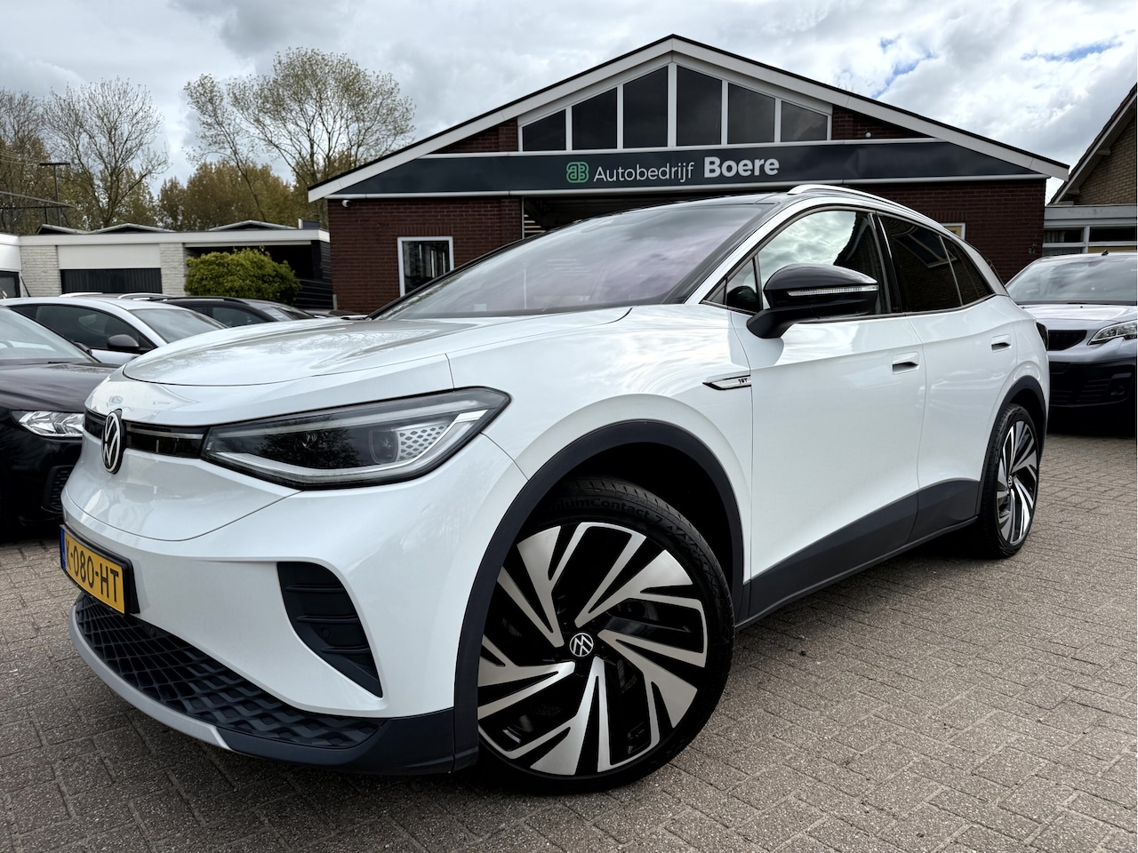 Volkswagen ID.4 - Max 77 kWh SOH 92.8%, Panoramadak, Trekhaak - AutoWereld.nl