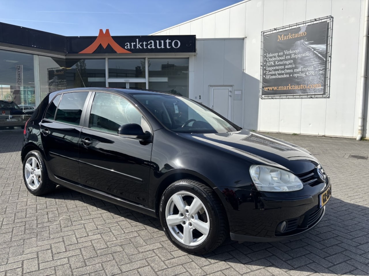 Volkswagen Golf - 1.4 Highline Carplay Camera Schuifdak Cruise - AutoWereld.nl
