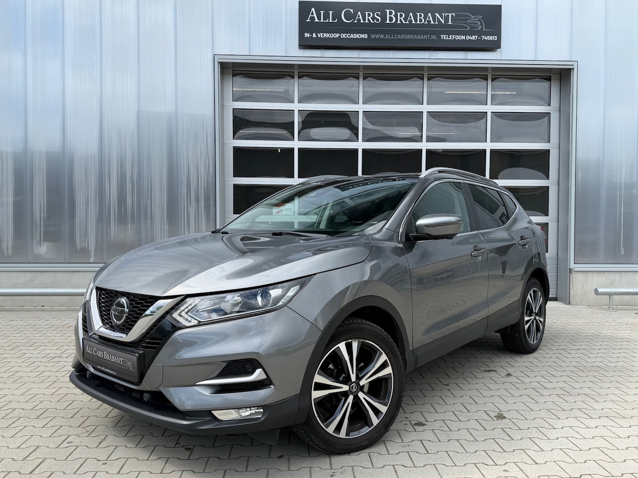 Nissan Qashqai - 1.3 DIG-T N-Connecta , panoramadak , 159 pk, 1e eigenaar - AutoWereld.nl